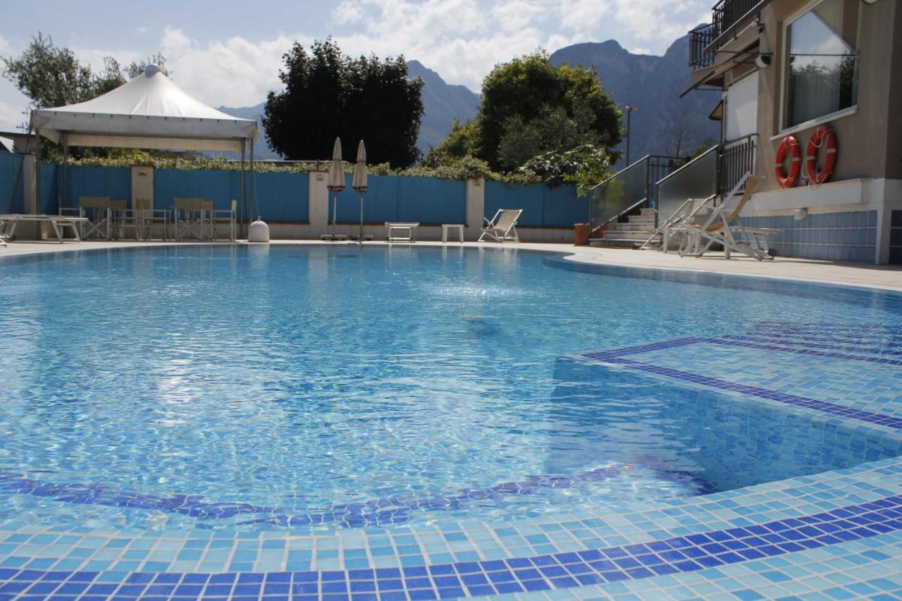 Hotel Angelini Torbole Sul Garda Εξωτερικό φωτογραφία