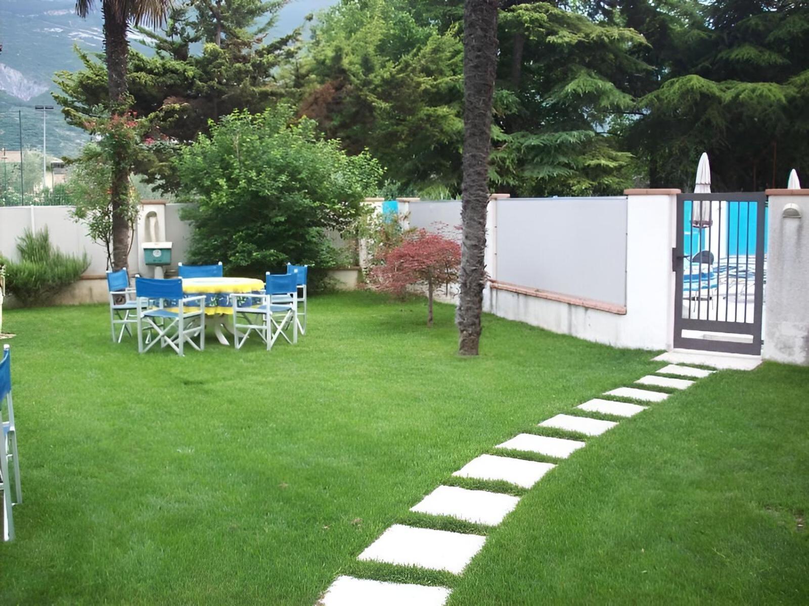 Hotel Angelini Torbole Sul Garda Εξωτερικό φωτογραφία