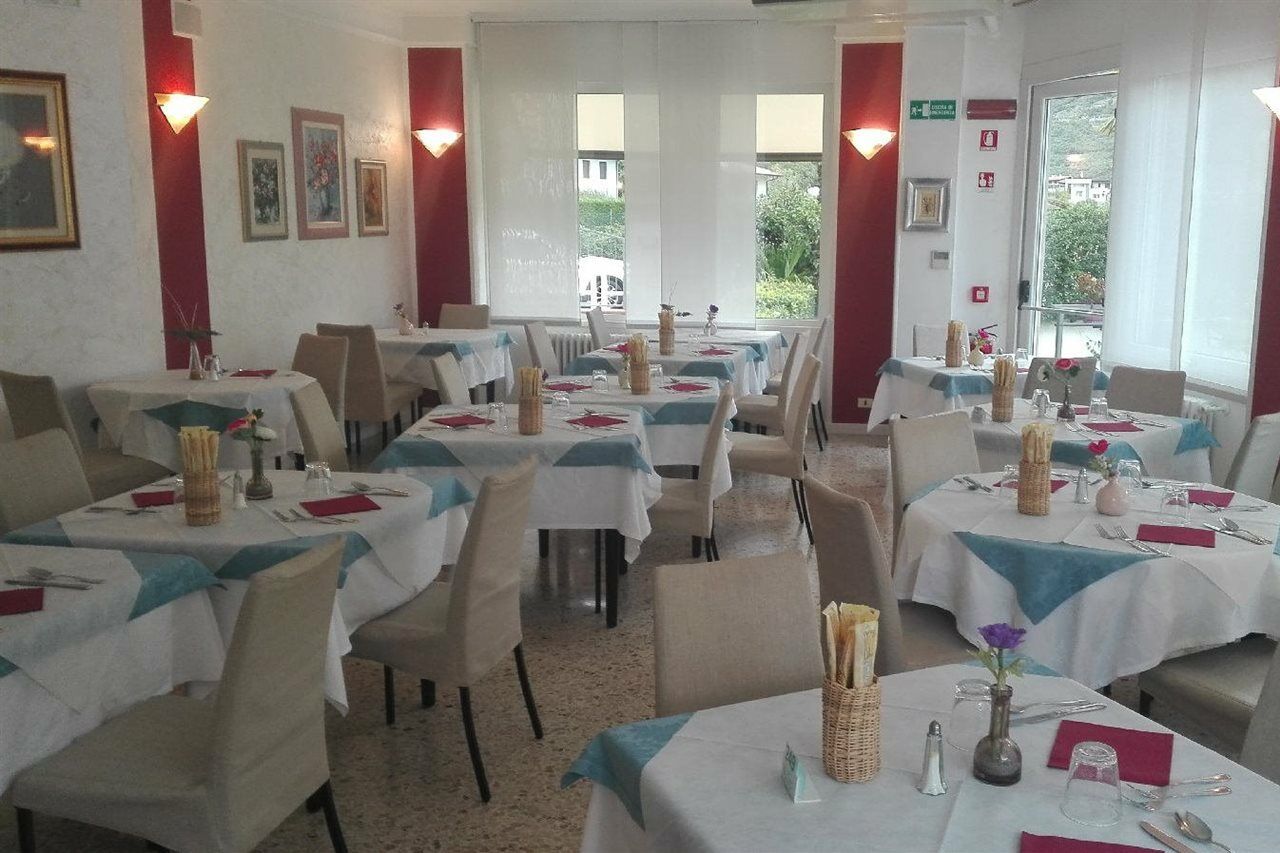Hotel Angelini Torbole Sul Garda Εξωτερικό φωτογραφία